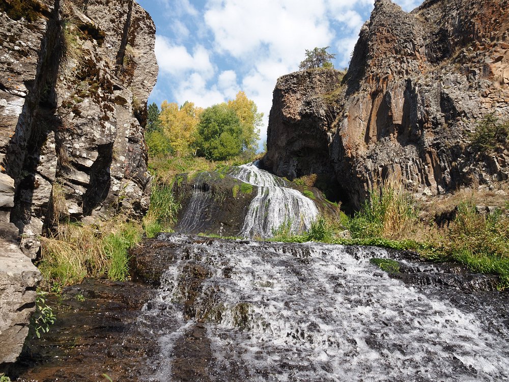 Jermuk Waterfall gallery image 5