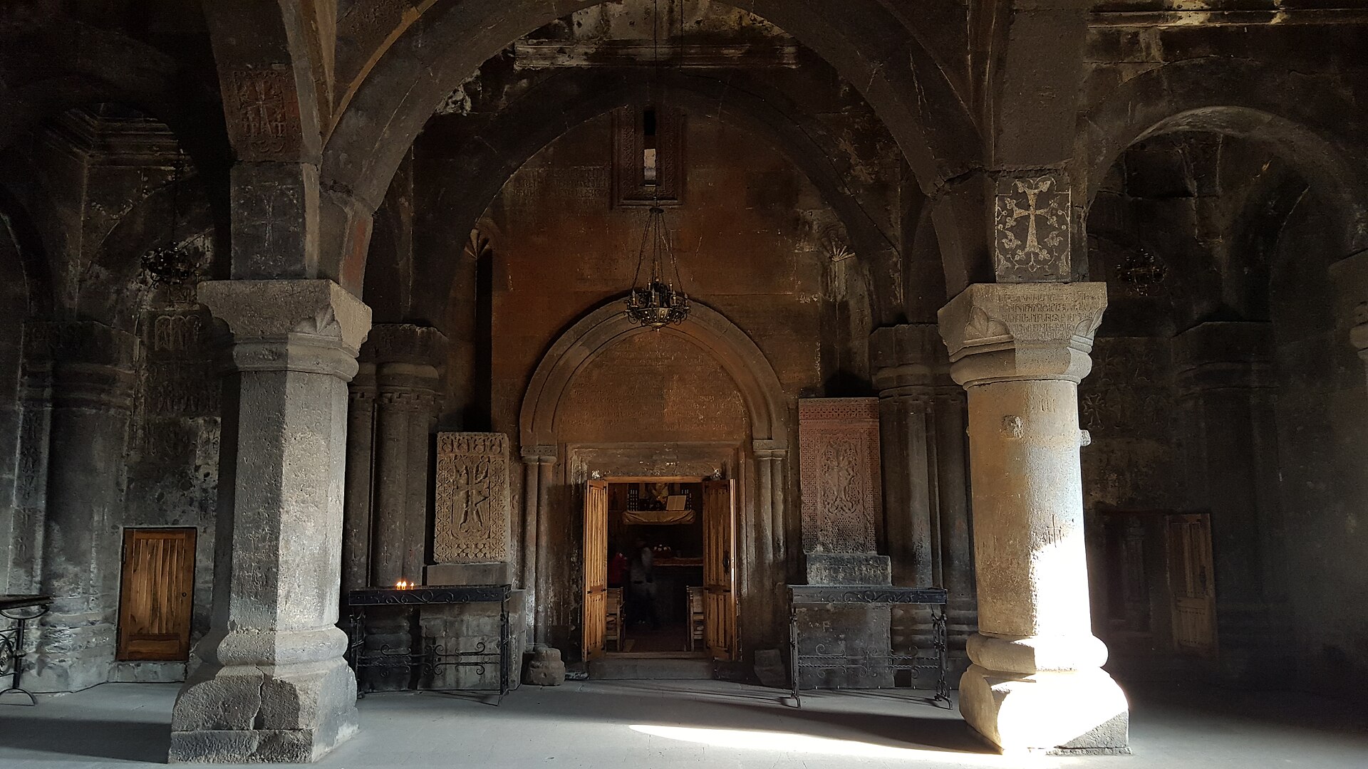 Saghmosavank Monastery gallery image 2