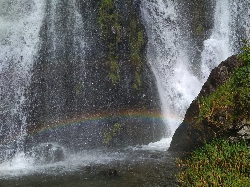 Shaki Waterfall gallery image 2