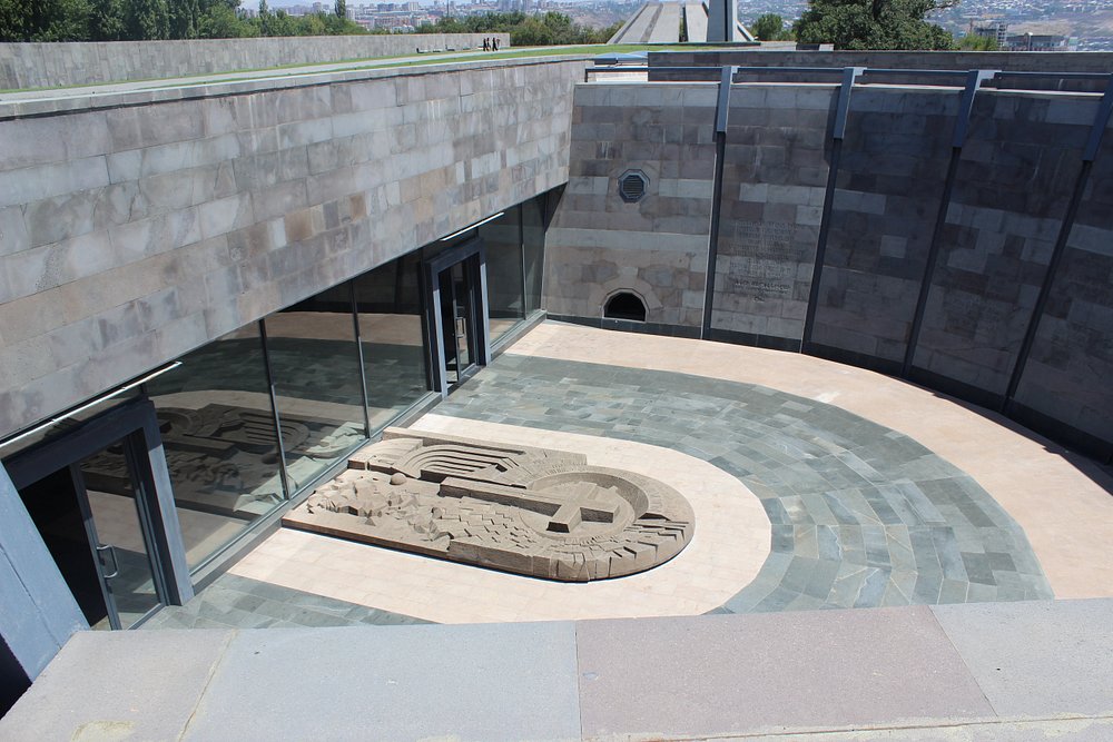 Tsitsernakaberd Armenian Genocide Memorial Complex gallery image 2